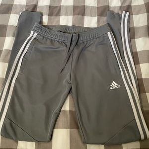 XS adidas